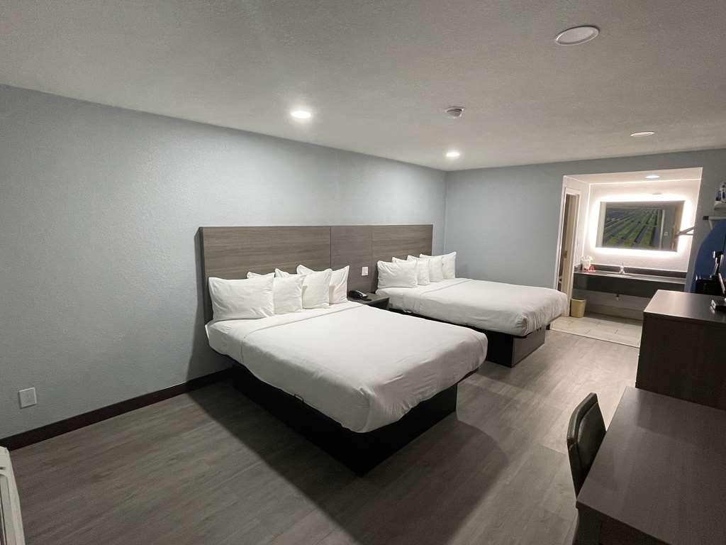 Surestay Hotel By Best Western Childress Quarto foto